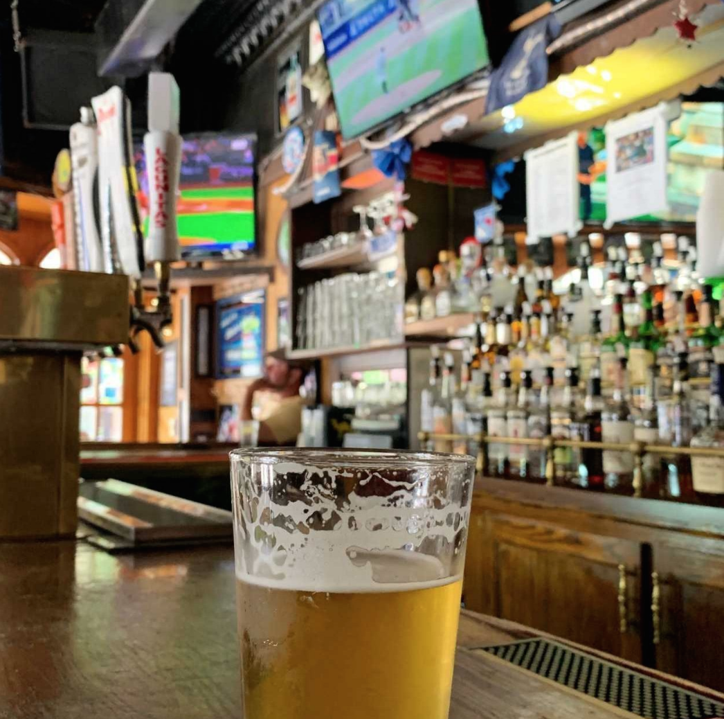 Bean Post Pub — Brooklyn's Neighborhood Pub | Wings, Beer & Good Times